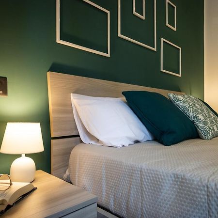 Green Pearl ✰✰✰✰✰ Appartamento A 100 Metri Dal Lago Arona Eksteriør bilde