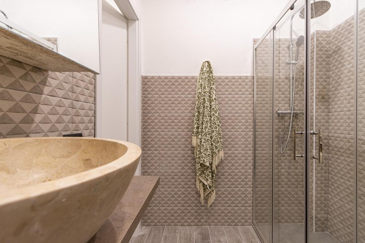 Green Pearl ✰✰✰✰✰ Appartamento A 100 Metri Dal Lago Arona Eksteriør bilde